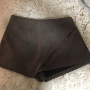 LF grey suede skort